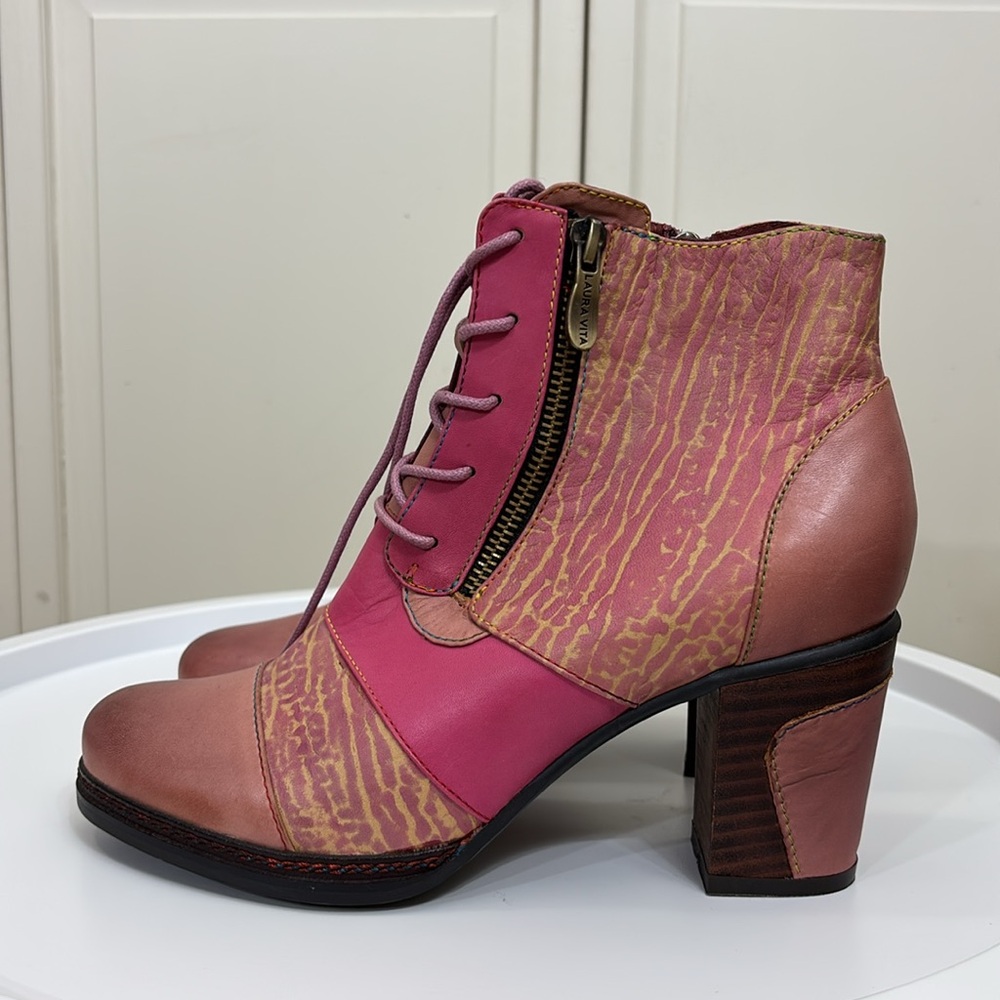NWOB/NWOT Laura Vita Angele 12 Boots Leather Size 8.5